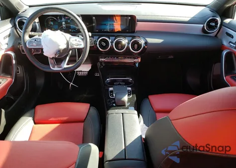 2019 Mercedes-Benz A-Class A 220 z USA, uszkodzony, nr VIN WDD3G4EB8KW020240